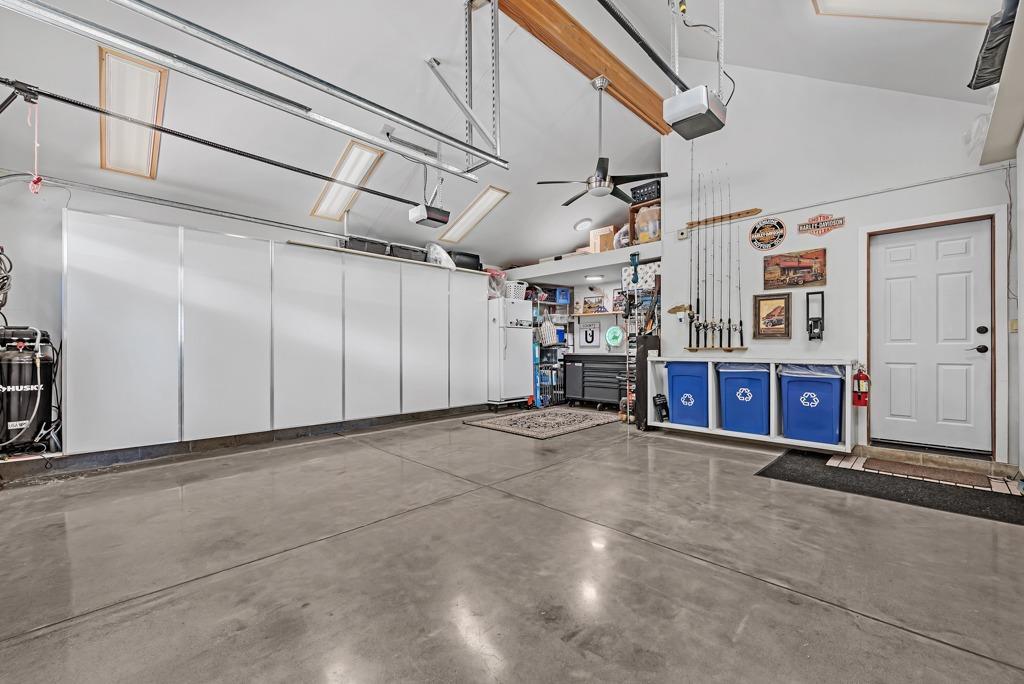 Placerville, California, 95667, United States, 3 Bedrooms Bedrooms, ,3 BathroomsBathrooms,Residential,For Sale,1923043