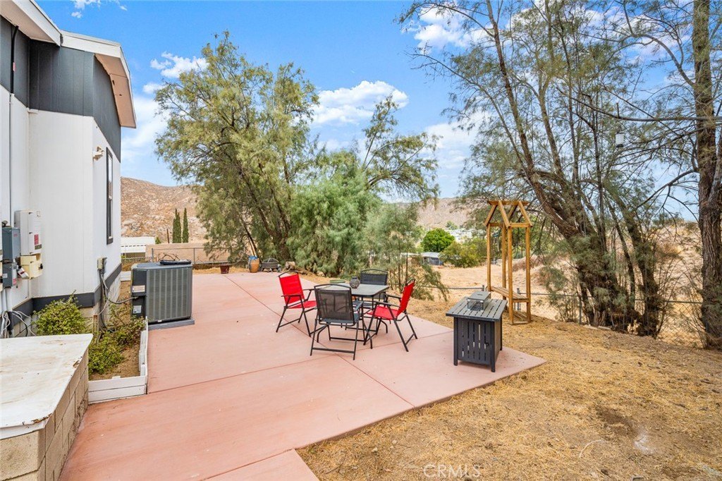 Hemet, California, 92545, United States, 6 Bedrooms Bedrooms, ,3 BathroomsBathrooms,Residential,For Sale,1937118