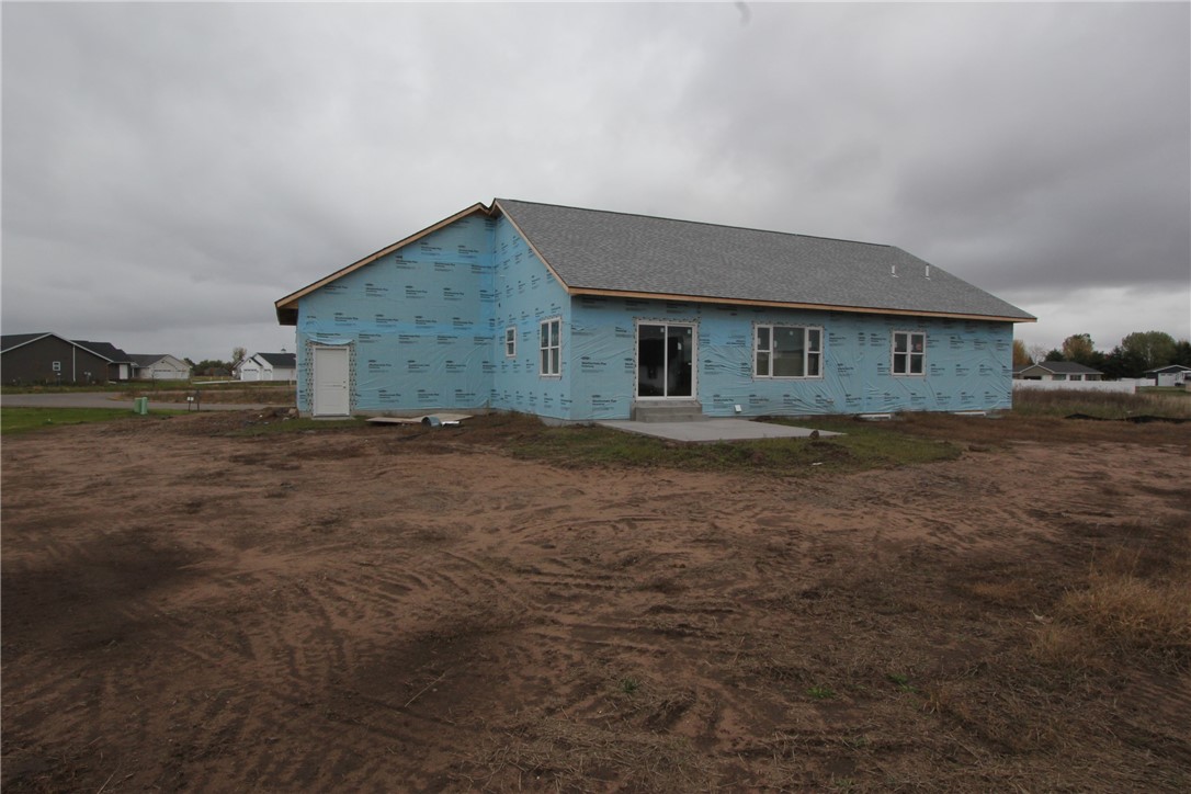 Chippewa Falls, Wisconsin, 54729, United States, 5 Bedrooms Bedrooms, ,3 BathroomsBathrooms,Residential,For Sale,1978028