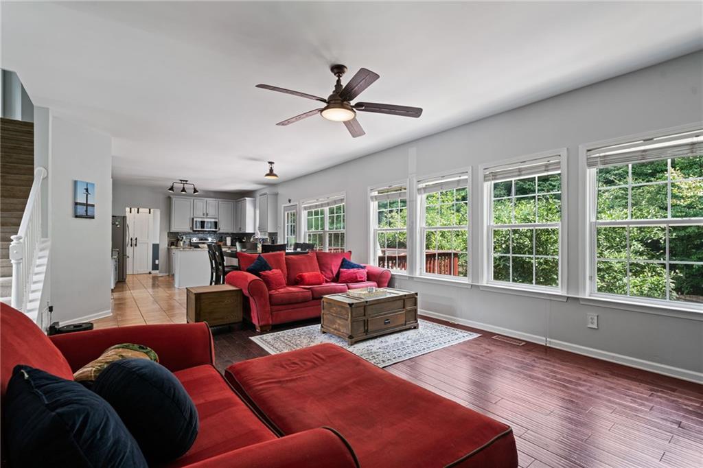 Buford, Georgia, 30518, United States, 6 Bedrooms Bedrooms, ,4 BathroomsBathrooms,Residential,For Sale,1979602