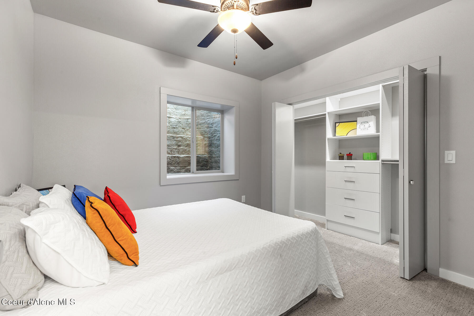 Coeur d'Alene, Idaho, 83814, United States, 4 Bedrooms Bedrooms, ,5 BathroomsBathrooms,Residential,For Sale,2037793