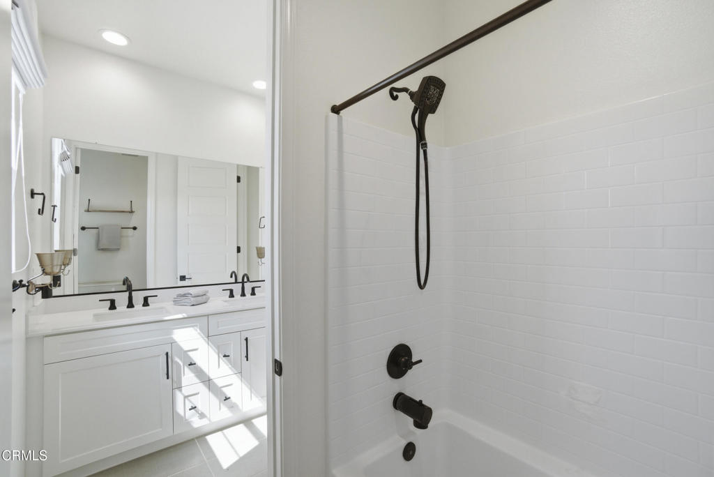 Santa Paula, California, 93060, United States, 4 Bedrooms Bedrooms, ,3 BathroomsBathrooms,Residential,For Sale,2036590