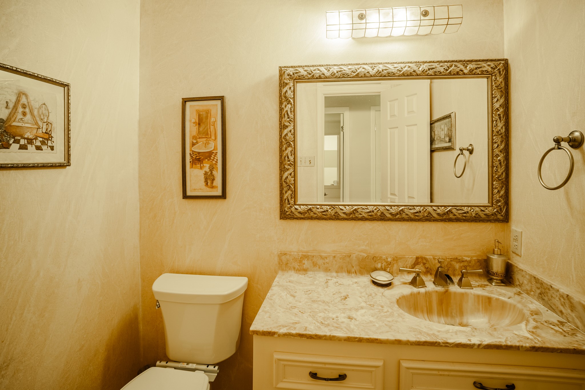 Mexia, Texas, 76667, United States, 4 Bedrooms Bedrooms, ,5 BathroomsBathrooms,Residential,For Sale,1941675