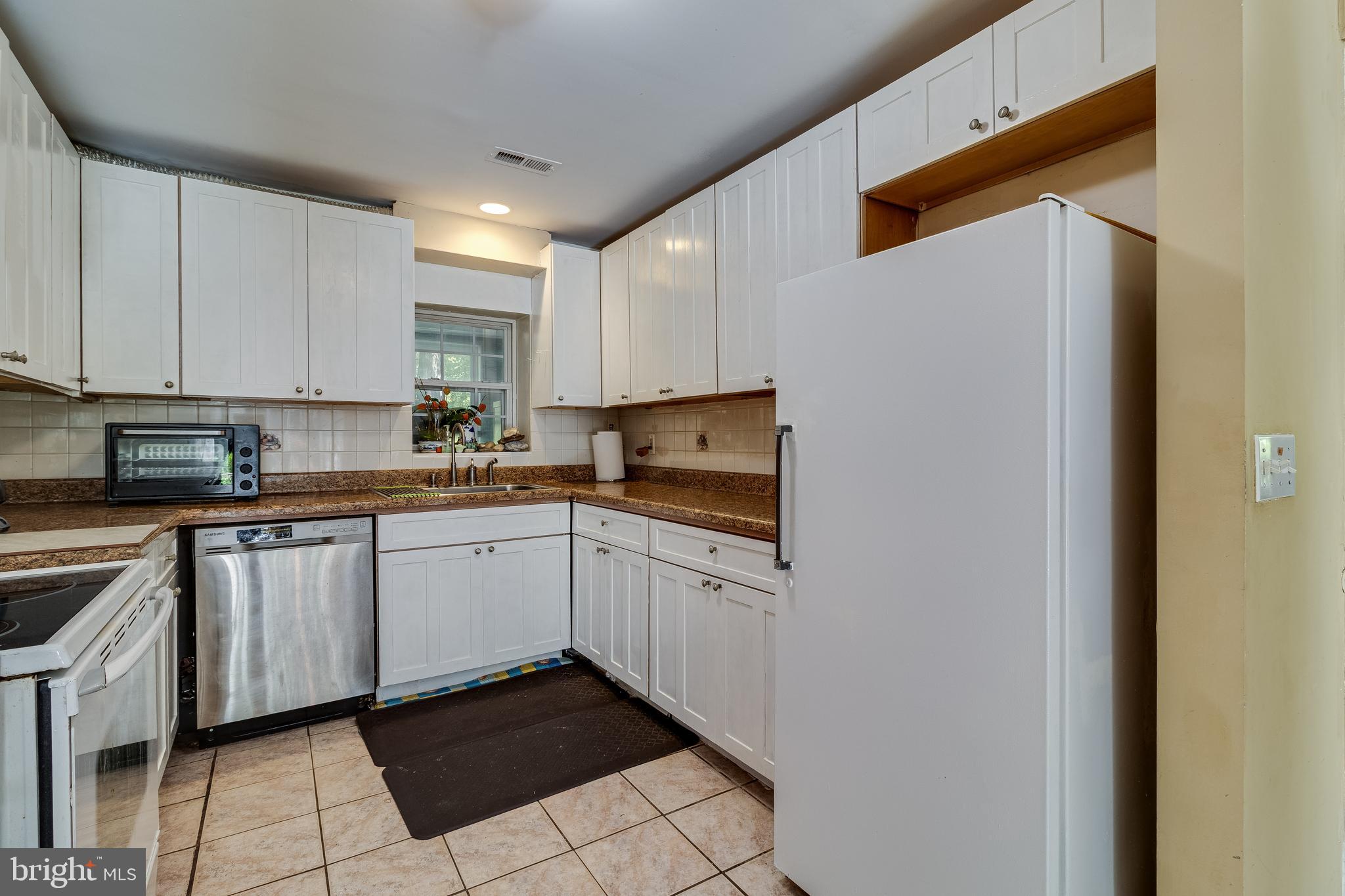 Hughesville, Maryland, 20637, United States, 3 Bedrooms Bedrooms, ,2 BathroomsBathrooms,Residential,For Sale,1937759