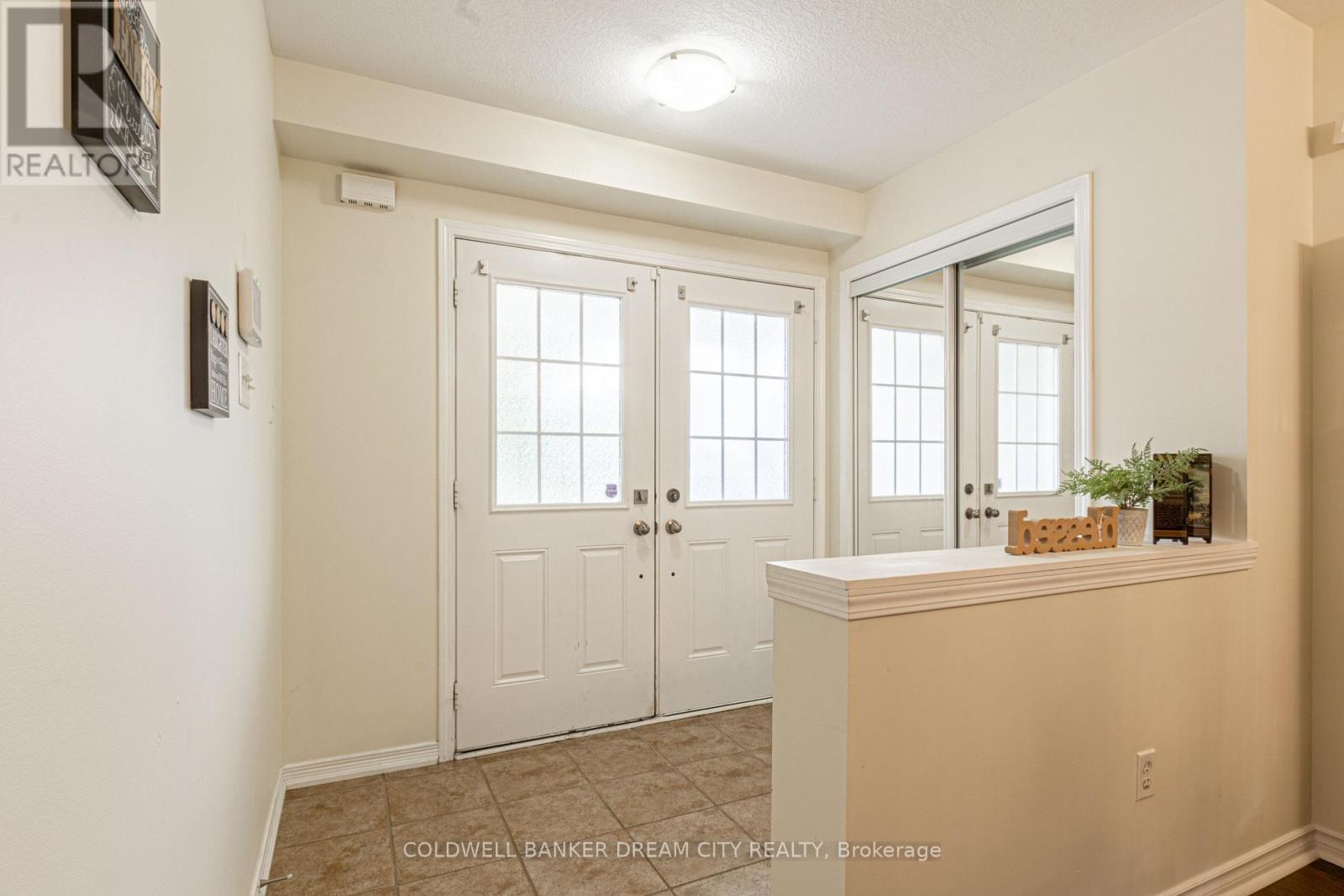 BRANTFORD, Ontario, N3T 0E6, CA, 3 Bedrooms Bedrooms, ,2 BathroomsBathrooms,Residential,For Sale,1903320