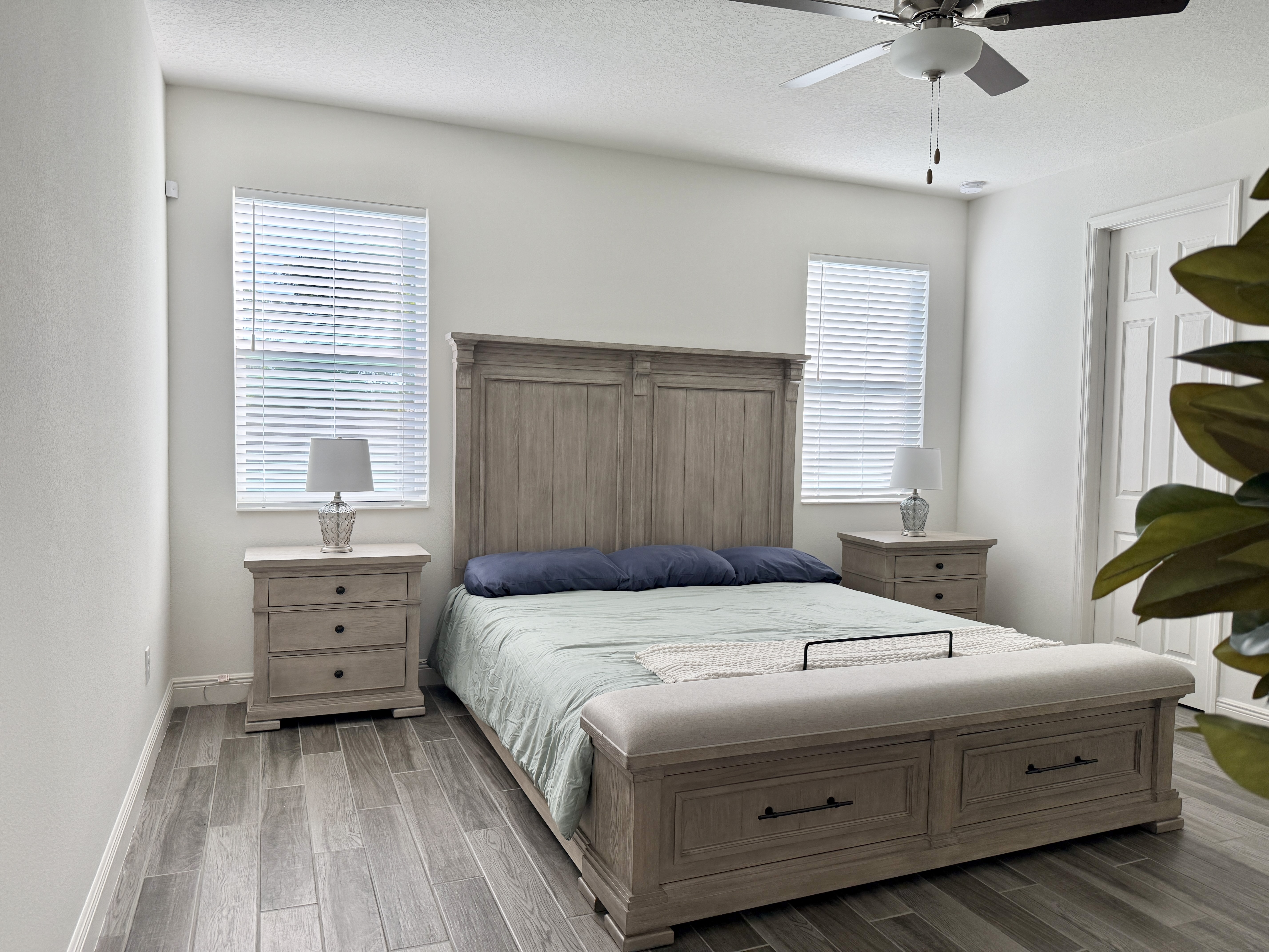 Seffner, Florida, 33584, United States, 4 Bedrooms Bedrooms, ,3 BathroomsBathrooms,Residential,For Sale,1979664