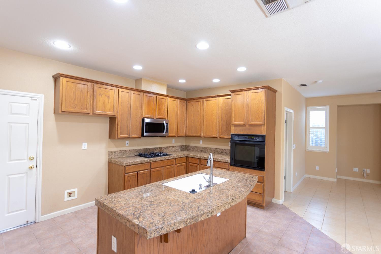 Antioch, California, 94531, United States, 4 Bedrooms Bedrooms, ,3 BathroomsBathrooms,Residential,For Sale,2038365