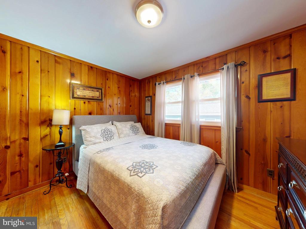 Silver Spring, Maryland, 20902, United States, 3 Bedrooms Bedrooms, ,3 BathroomsBathrooms,Residential,For Sale,1931688