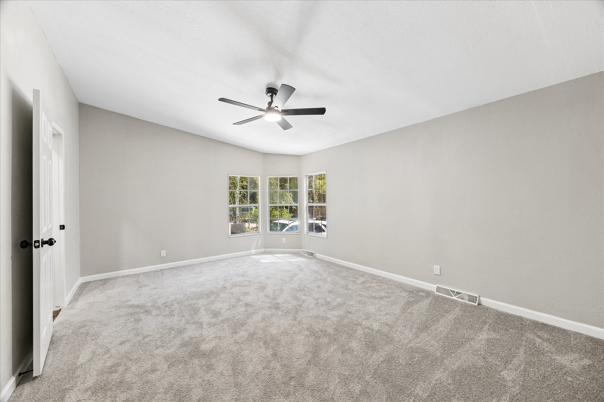  12228 Thornwood Drive - 物件實景