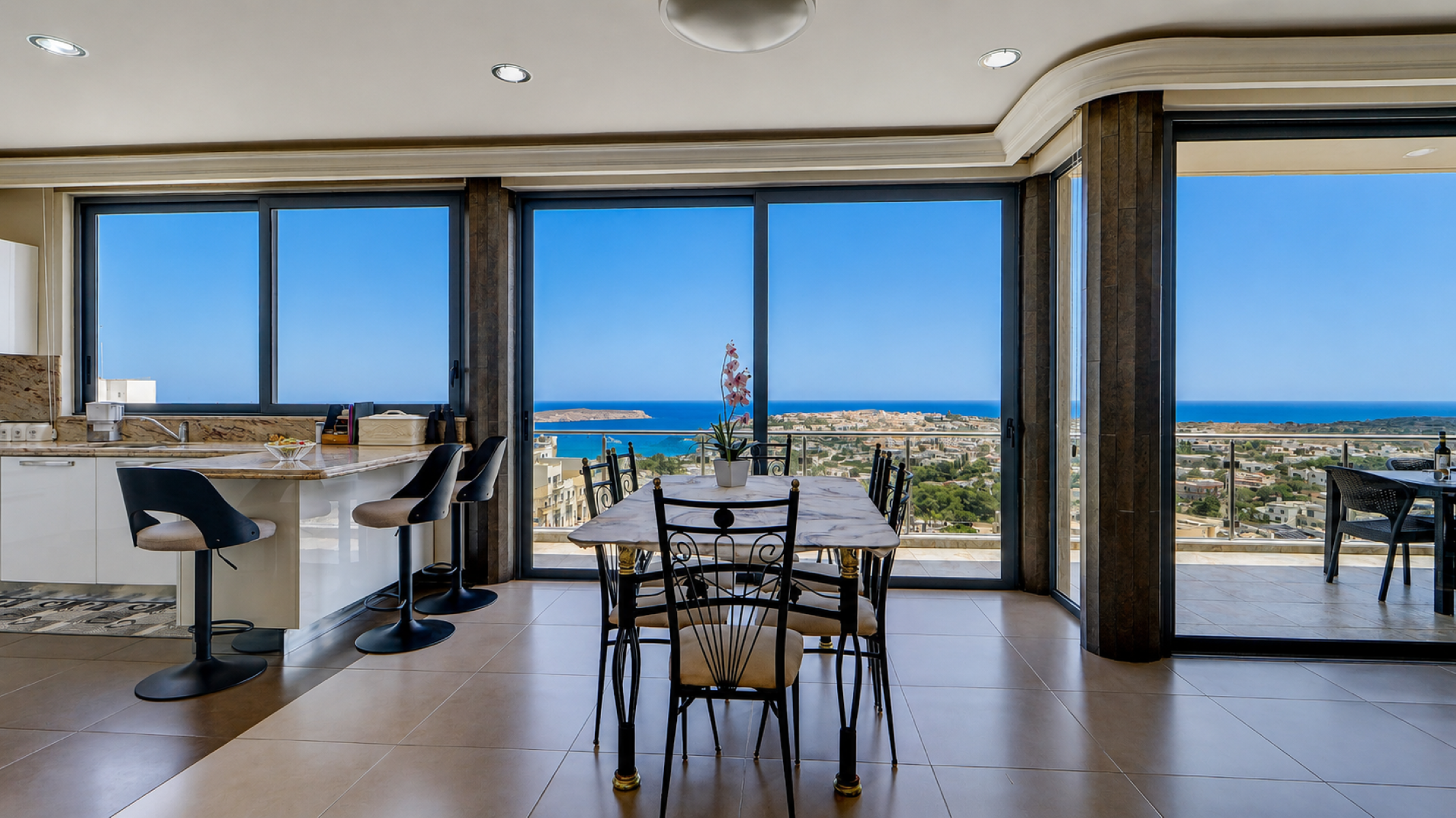  Stunning Penthouse with Panoramic Mediterranean Views - 物件實景