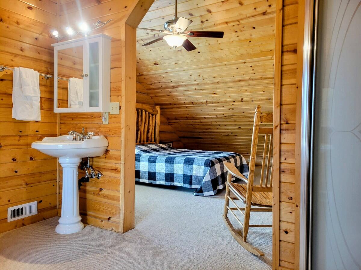 Panguitch Lake, Utah, 84759, United States, 2 Bedrooms Bedrooms, ,Residential,For Sale,1777813