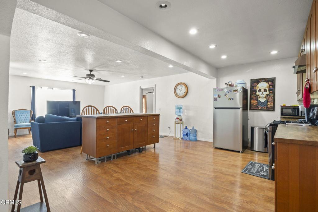 Fillmore, California, 93015, United States, 4 Bedrooms Bedrooms, ,3 BathroomsBathrooms,Residential,For Sale,1869296