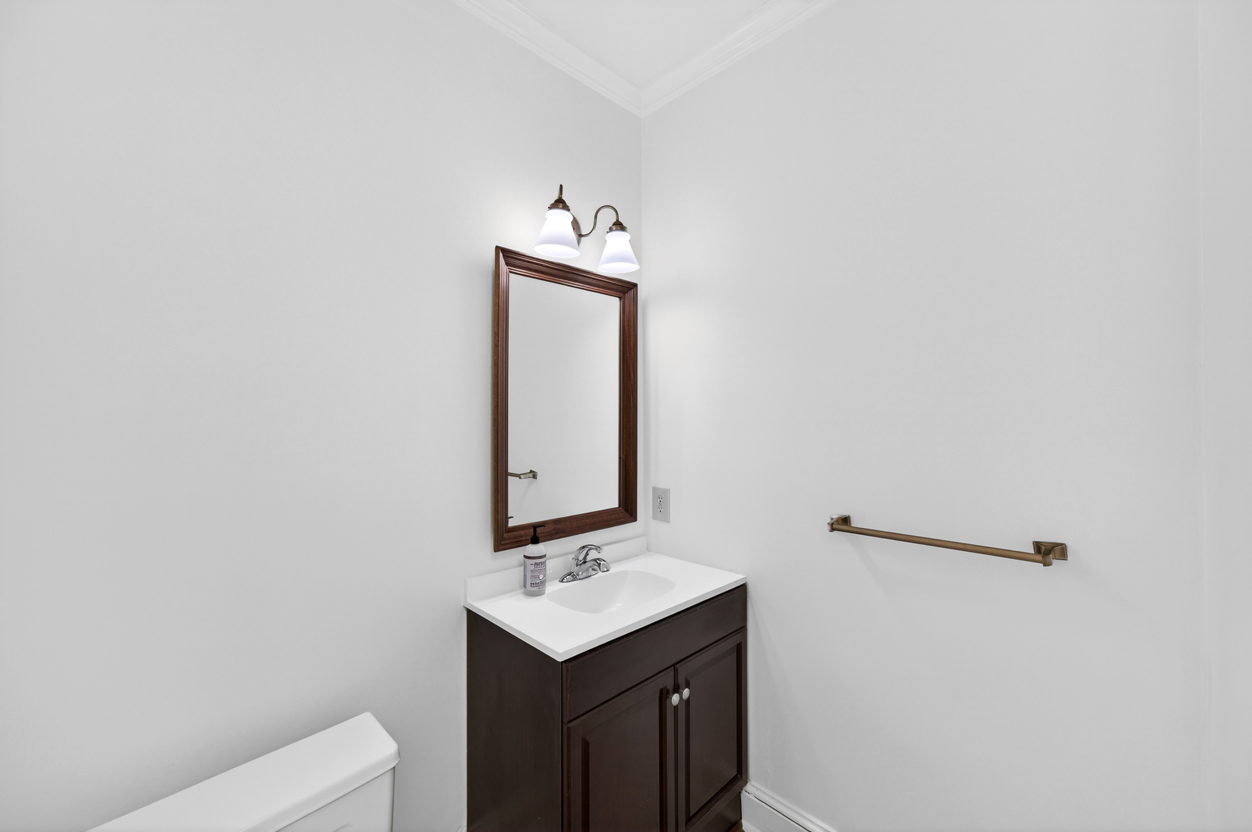  1901 Aurora Drive, Raleigh, NC, 27615 - 物件實景