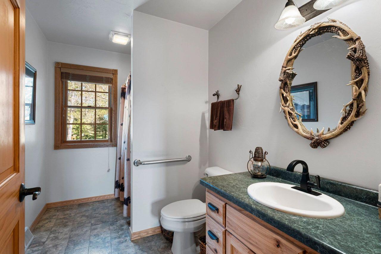 CRIVITZ, Wisconsin, 54129, United States, 4 Bedrooms Bedrooms, ,3 BathroomsBathrooms,Residential,For Sale,1792767