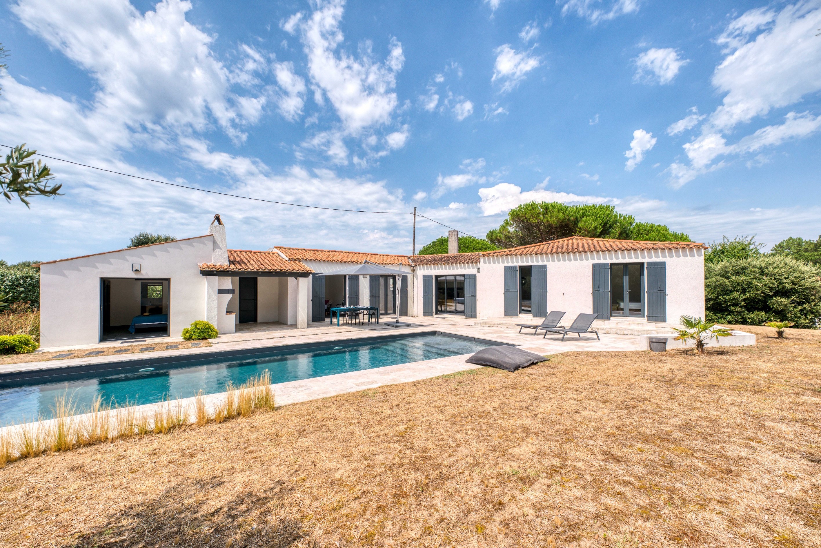  Elegant single-storey Villa Just near the Beach  with a beautiful swimming Pool - 物件實景