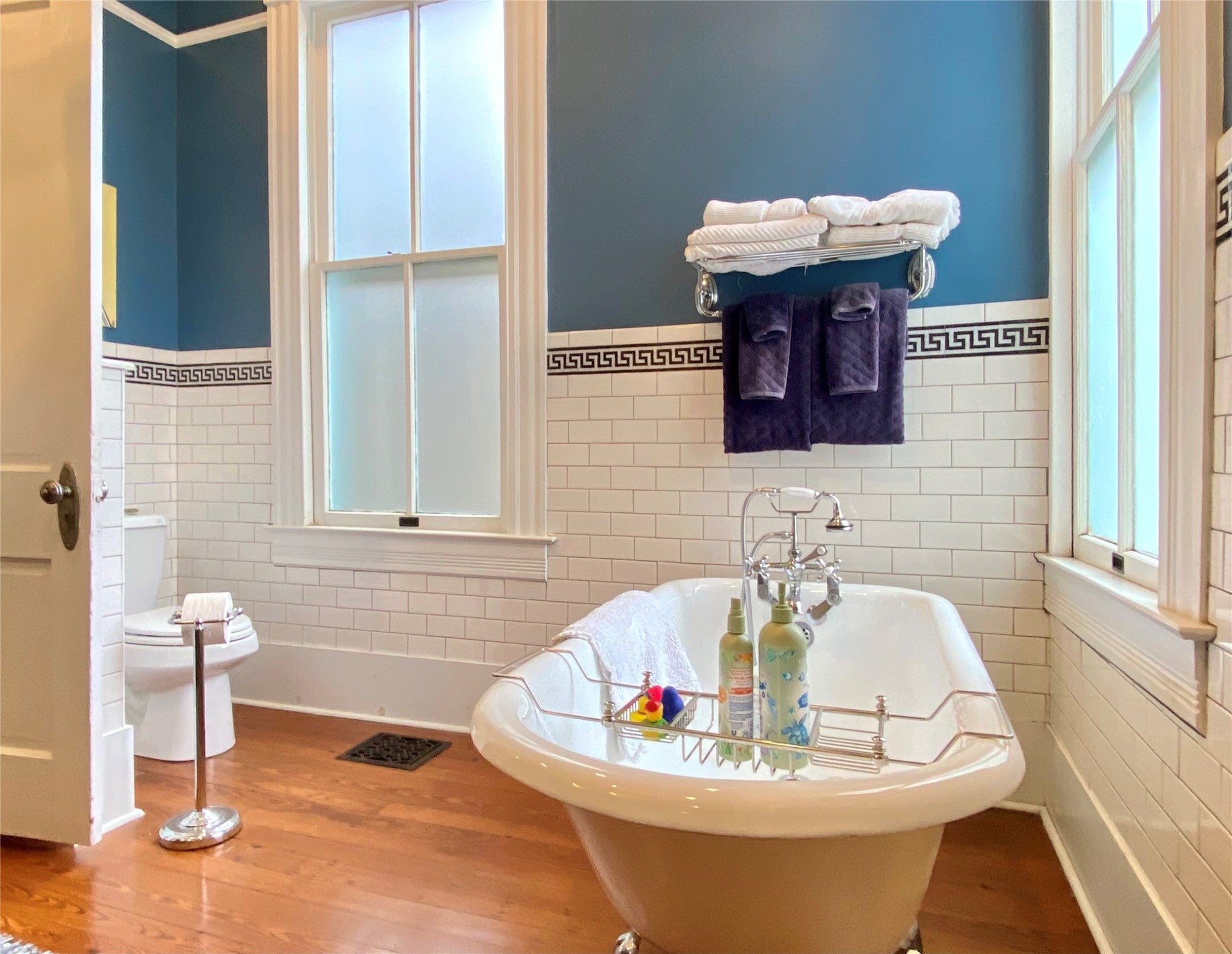 1409 Sealy Street, Galveston, Texas, 77550, United States, 6 Bedrooms Bedrooms, ,4 BathroomsBathrooms,Residential,For Sale,1409 Sealy Street,1683599