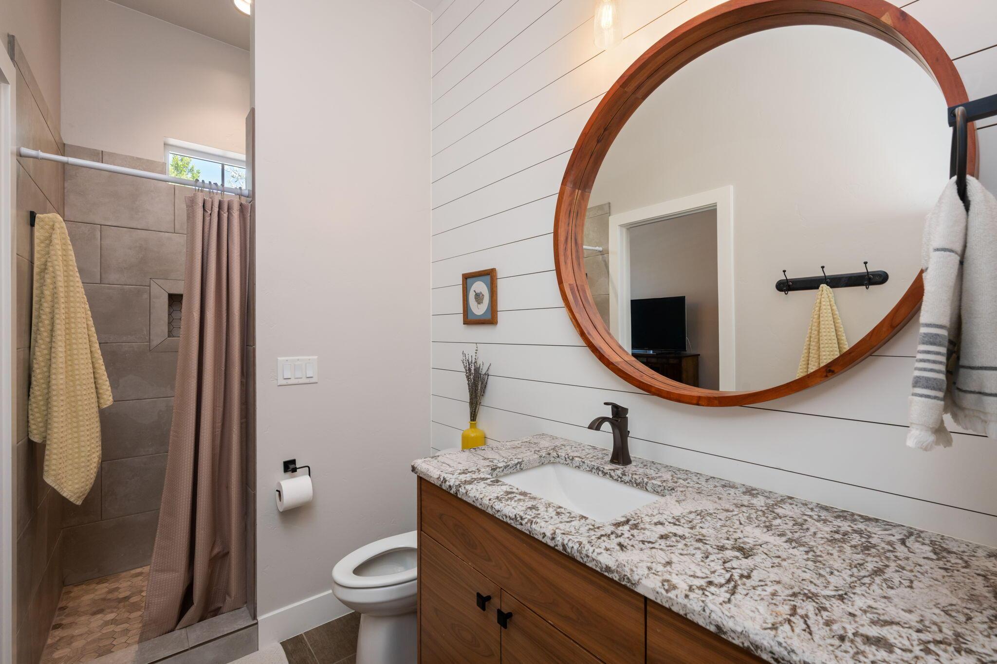 Hurricane, Utah, 84737, United States, 6 Bedrooms Bedrooms, ,6 BathroomsBathrooms,Residential,For Sale,1977381