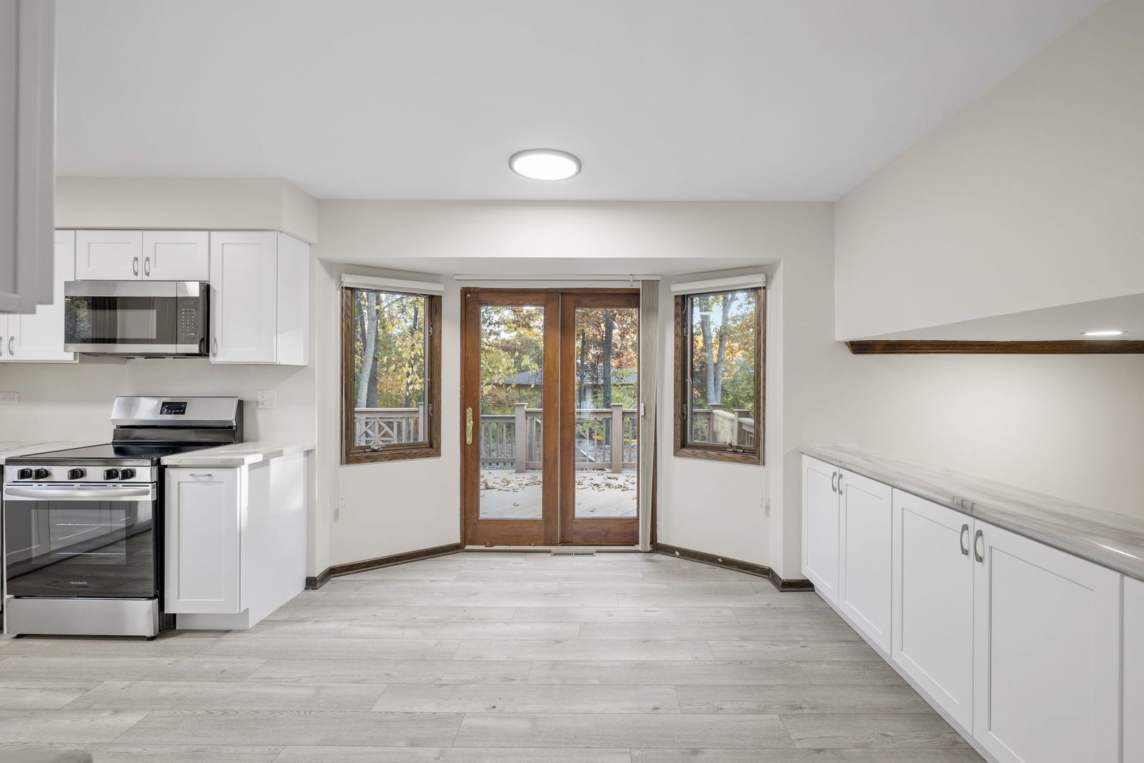 Homer Glen, Illinois, 60491, United States, 4 Bedrooms Bedrooms, ,3 BathroomsBathrooms,Residential,For Sale,1987574