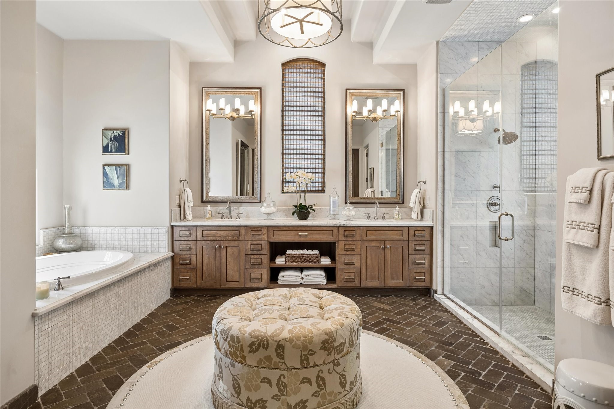  7615 Bryonwood Drive - 物件實景