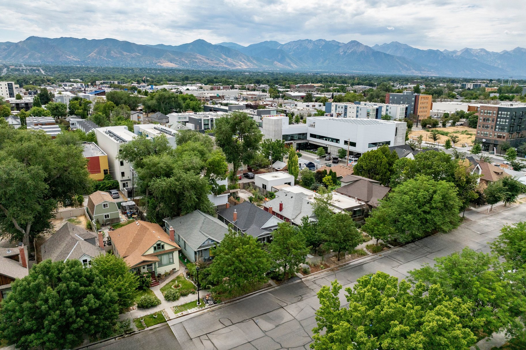  Central 9th Victorian & Accessory Dwelling Unit with Short- Term Rental Zoning - 物件實景