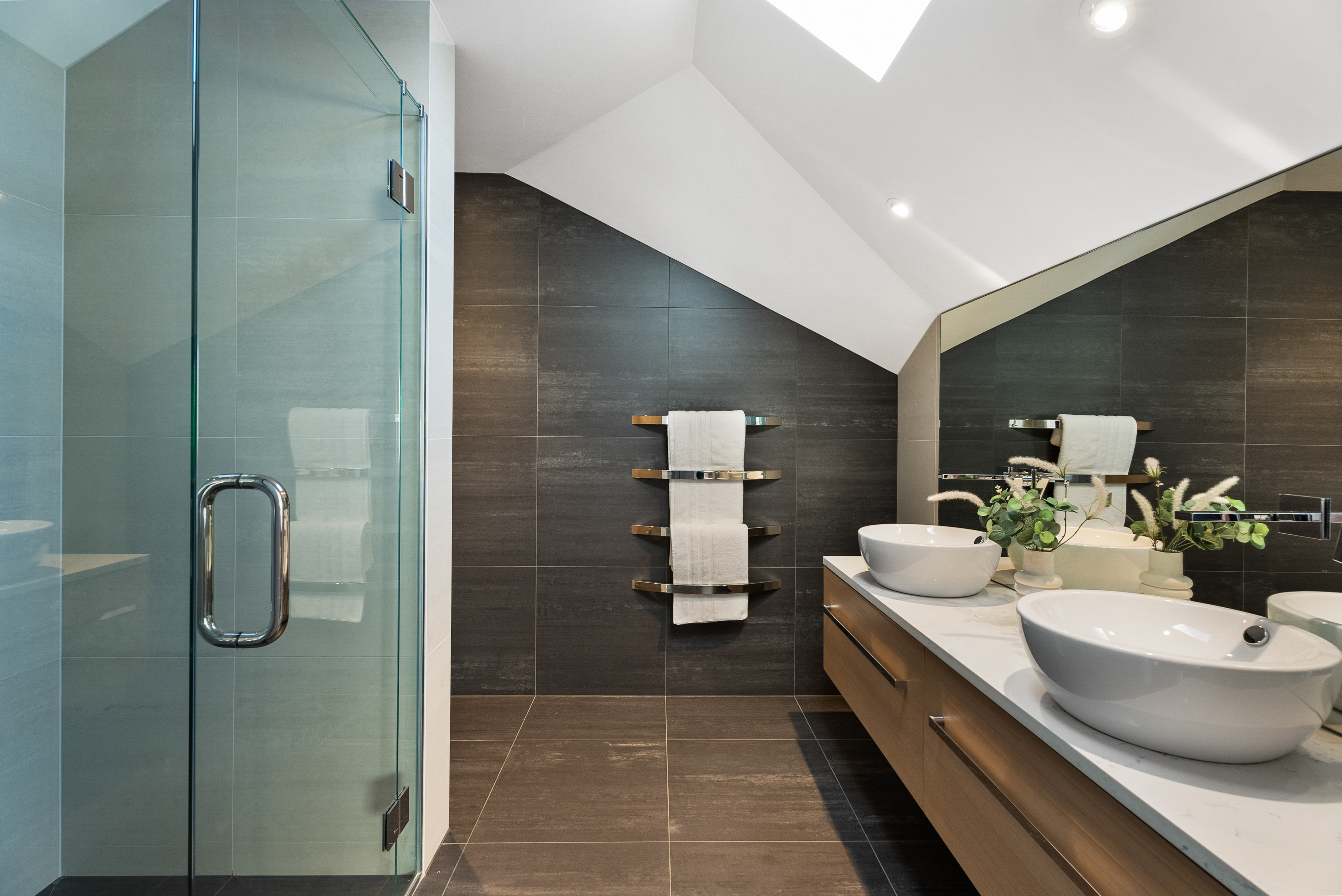  5 Acres of Private Luxury - A Smart Alternative to City Living - 物件實景