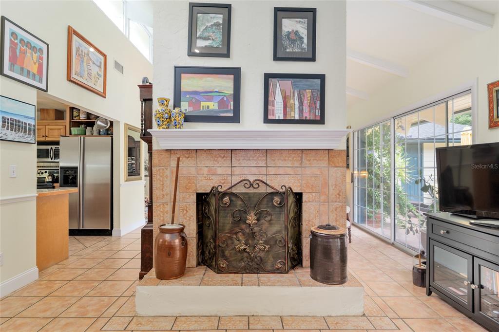 Newberry, Florida, 32669, United States, 3 Bedrooms Bedrooms, ,2 BathroomsBathrooms,Residential,For Sale,1847426