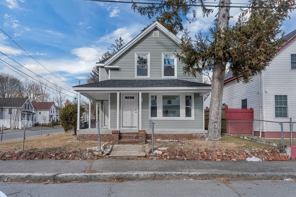Brockton, Massachusetts, 02301, United States, 4 Bedrooms Bedrooms, ,2 BathroomsBathrooms,Residential,For Sale,2030867