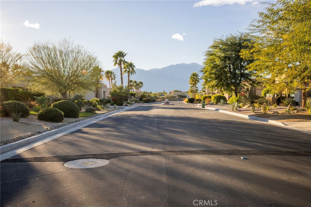 Rancho Mirage, California, 92270, United States, 4 Bedrooms Bedrooms, ,3 BathroomsBathrooms,Residential,For Sale,2010375