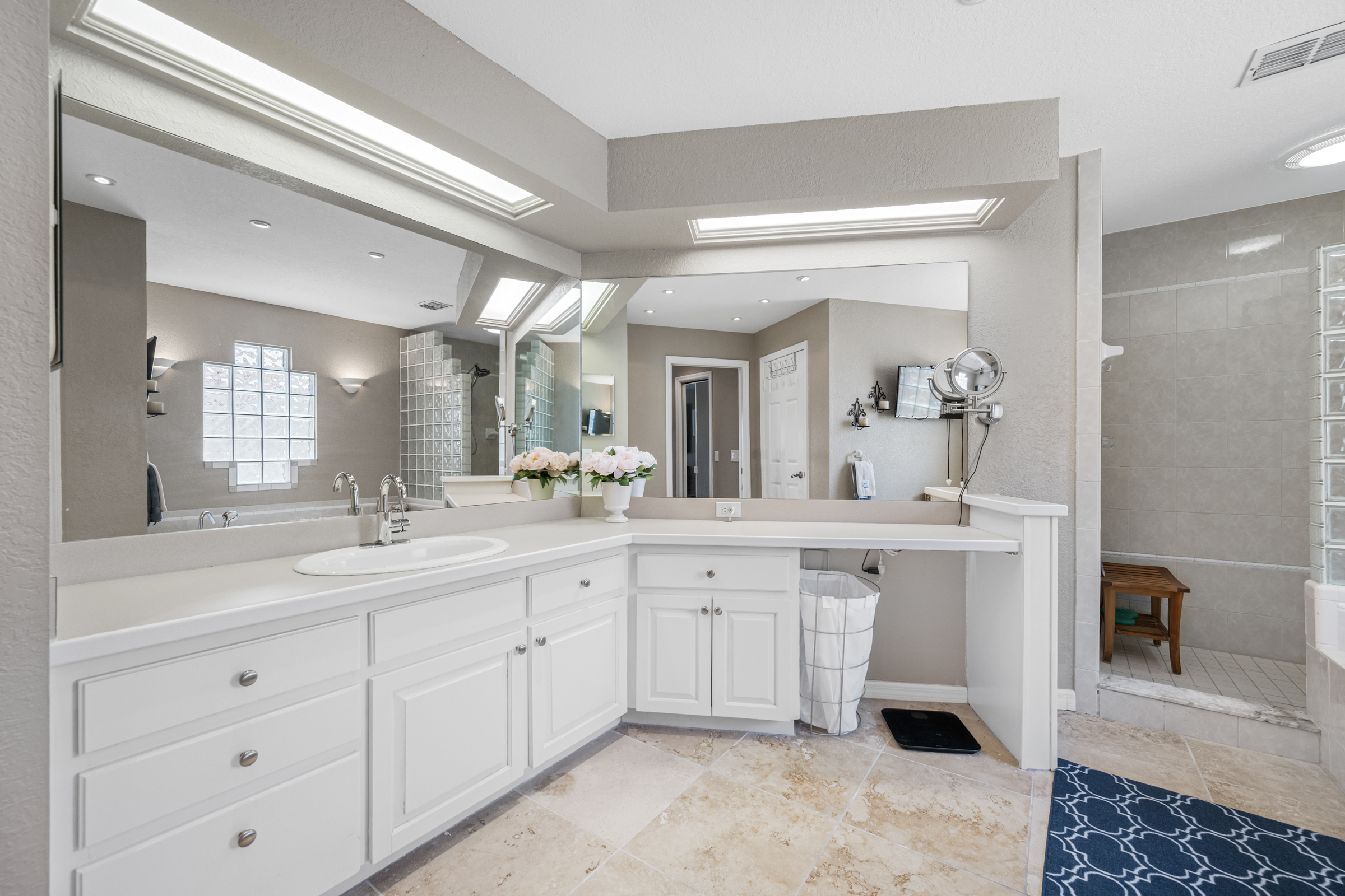 Apollo Beach, Florida, 33572, United States, 5 Bedrooms Bedrooms, ,7 BathroomsBathrooms,Residential,For Sale,1975807