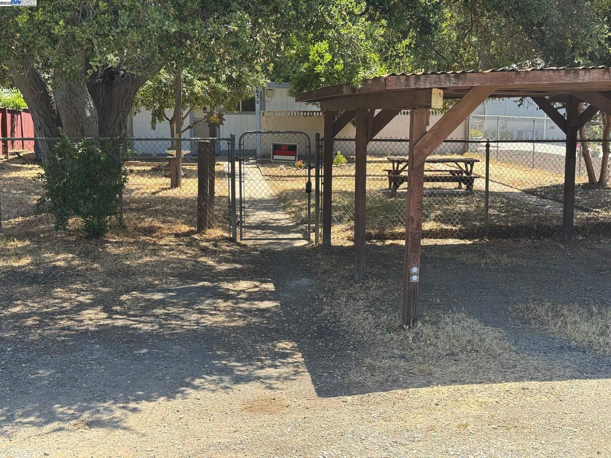 Fremont, California, 94536, United States, 2 Bedrooms Bedrooms, ,1 BathroomBathrooms,Residential,For Sale,1906886