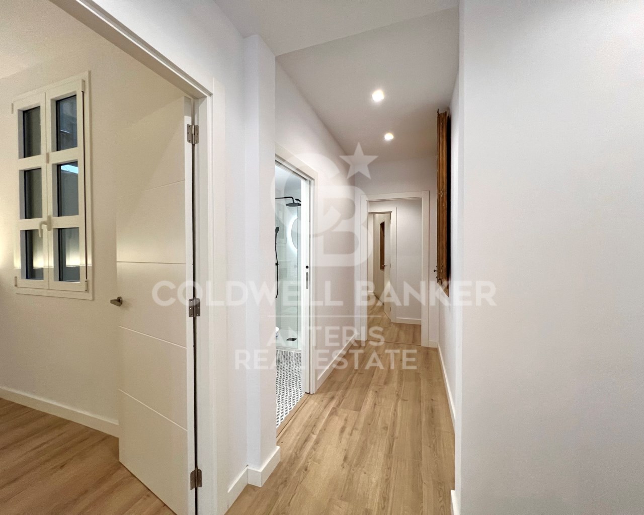 Barcelona, Barcelona, Eixample, La Dreta de l'Eix, Barcelona, Catalonia, ES, 2 Bedrooms Bedrooms, ,2 BathroomsBathrooms,Residential,For Sale,Barcelona, Barcelona, Eixample, La Dreta de l'Eix,1611380