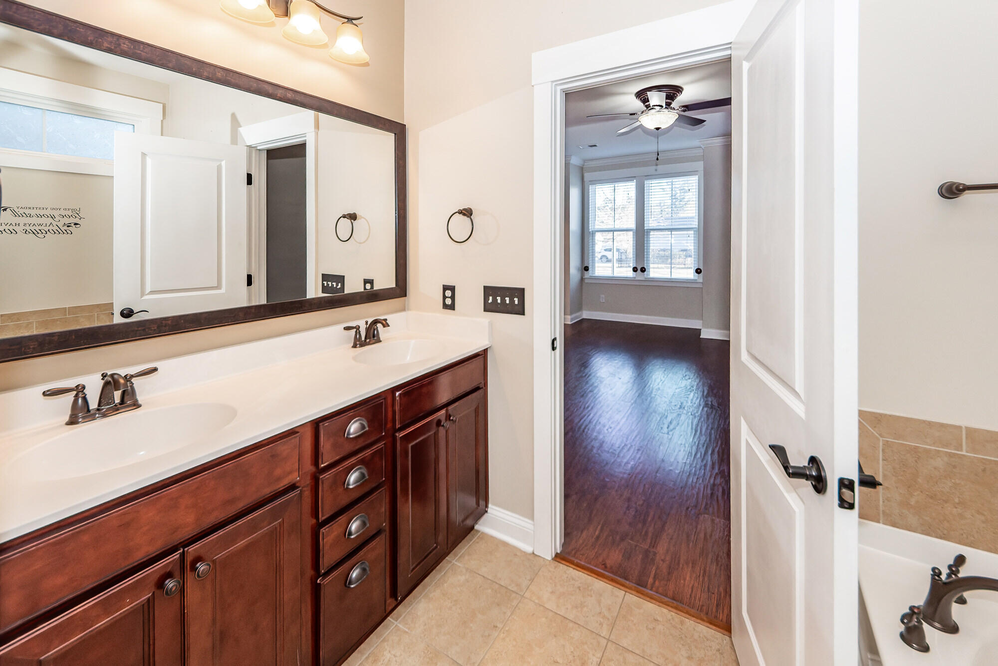 Summerville, South Carolina, 29483, United States, 4 Bedrooms Bedrooms, ,4 BathroomsBathrooms,Residential,For Sale,2005994