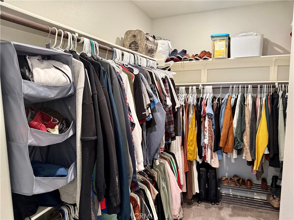 Murrieta, California, 92563, United States, 3 Bedrooms Bedrooms, ,3 BathroomsBathrooms,Residential,For Sale,1976156