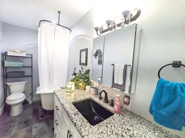 Tahlequah, Oklahoma, 74464, United States, 2 Bedrooms Bedrooms, ,2 BathroomsBathrooms,Residential,For Sale,1977801