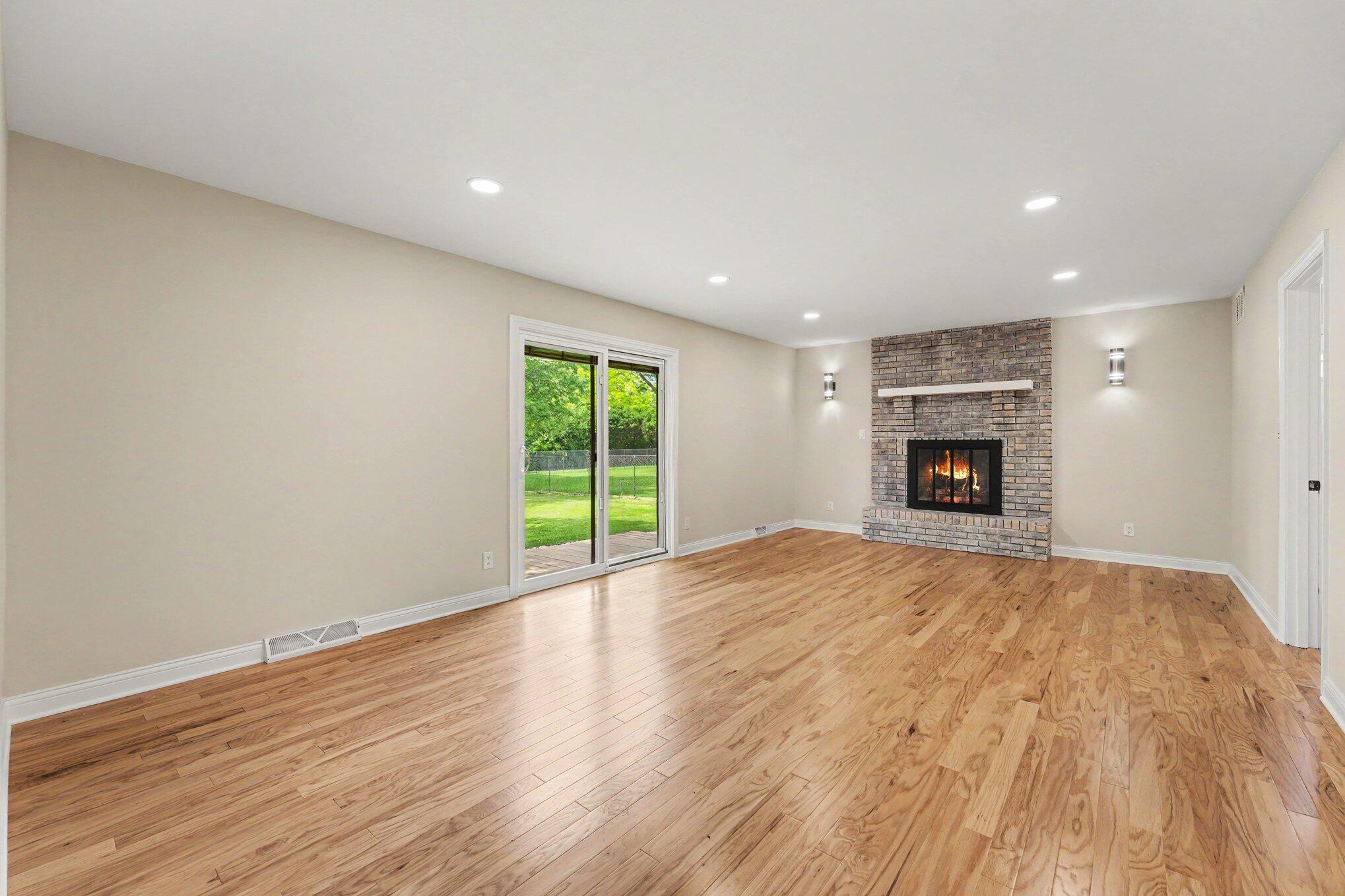 St. John, Indiana, 46373, United States, 3 Bedrooms Bedrooms, ,3 BathroomsBathrooms,Residential,For Sale,2049444