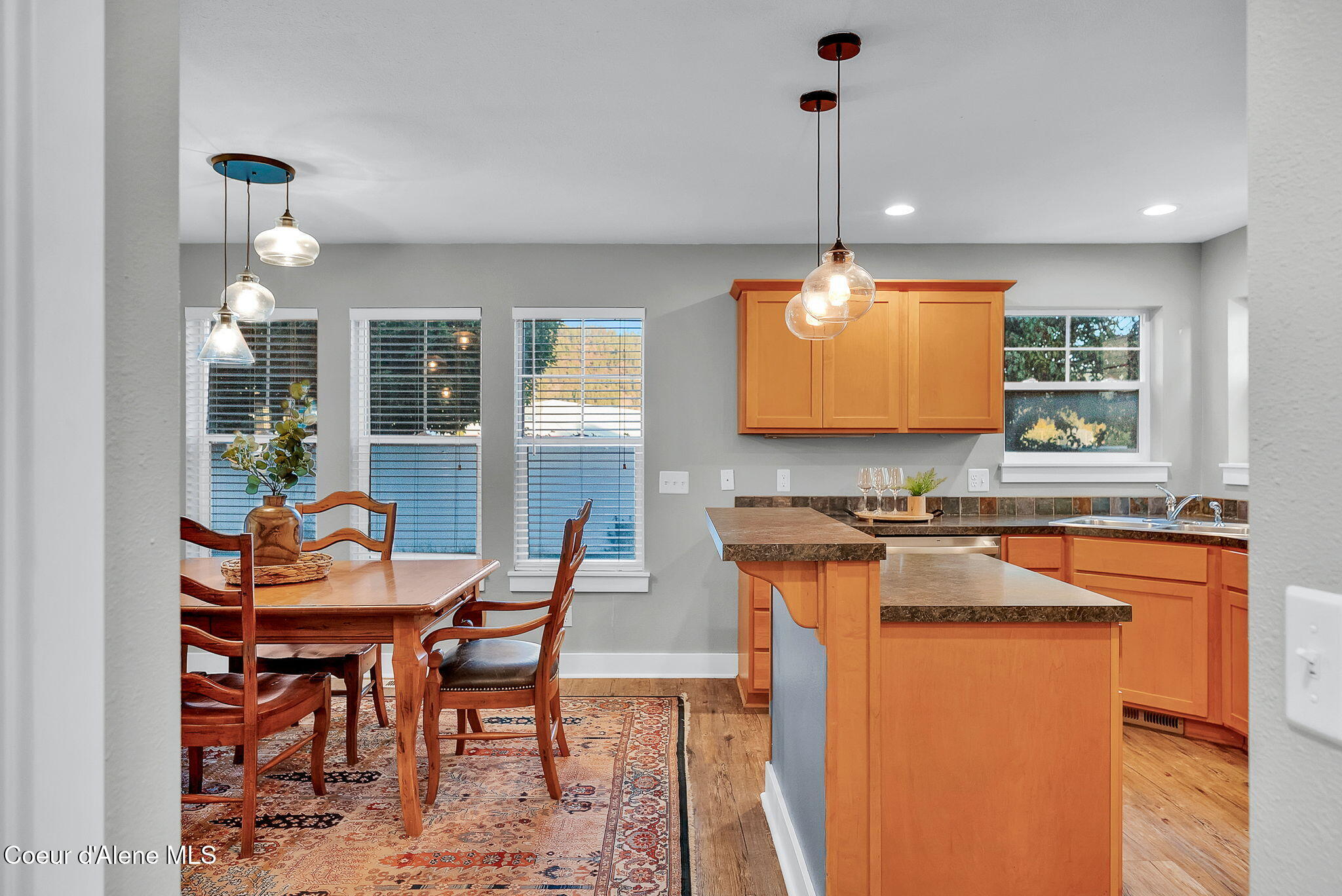 Coeur D'alene, Idaho, 83815, United States, 3 Bedrooms Bedrooms, ,2 BathroomsBathrooms,Residential,For Sale,1965651