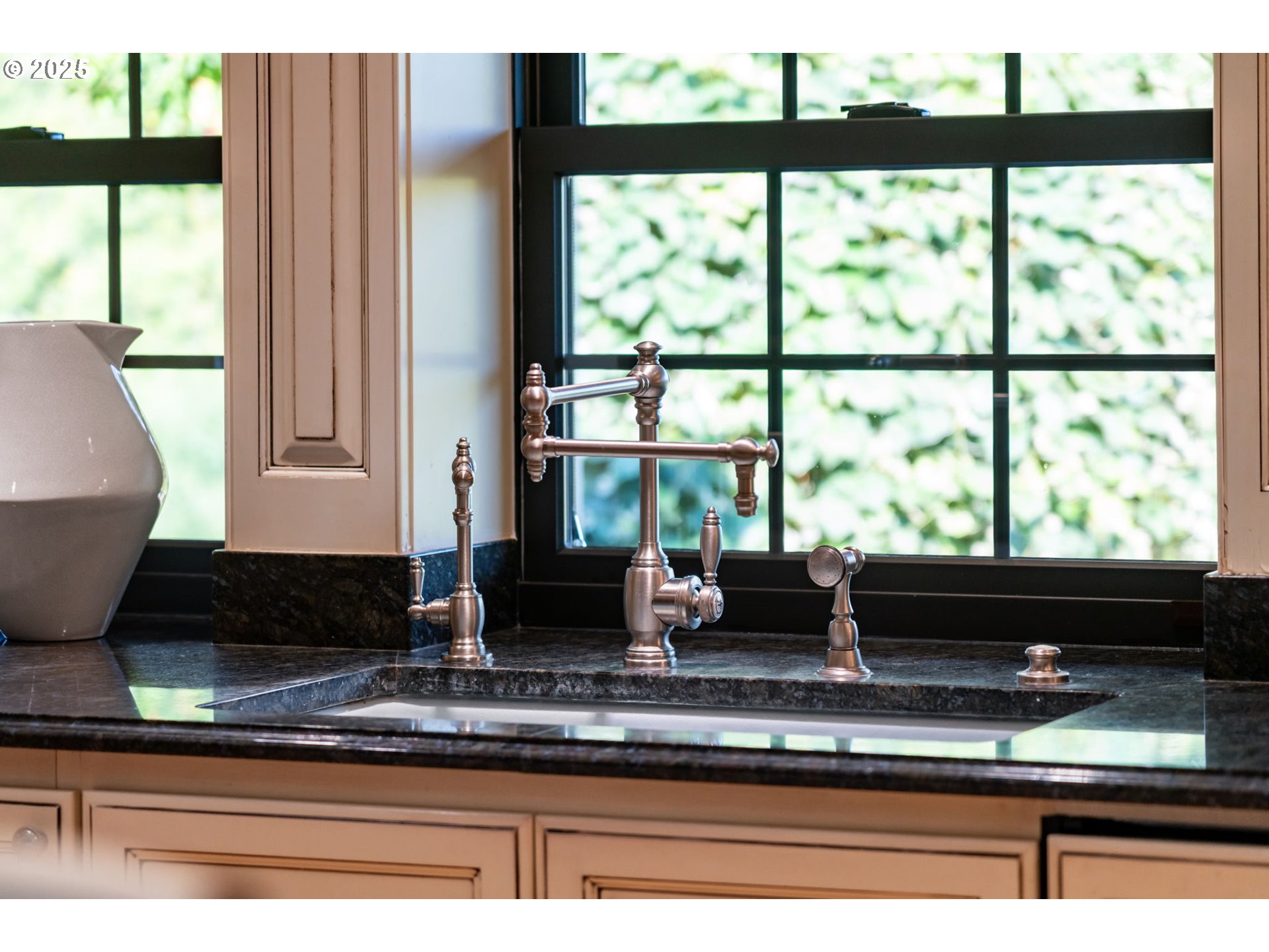 Vancouver, Washington, 98685, United States, 3 Bedrooms Bedrooms, ,4 BathroomsBathrooms,Residential,For Sale,2003472