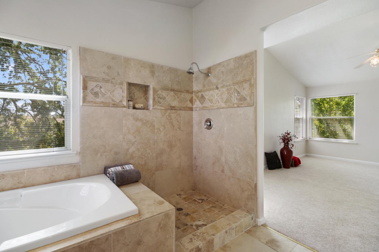 Folsom, California, 95630, United States, 4 Bedrooms Bedrooms, ,3 BathroomsBathrooms,Residential,For Sale,1926196