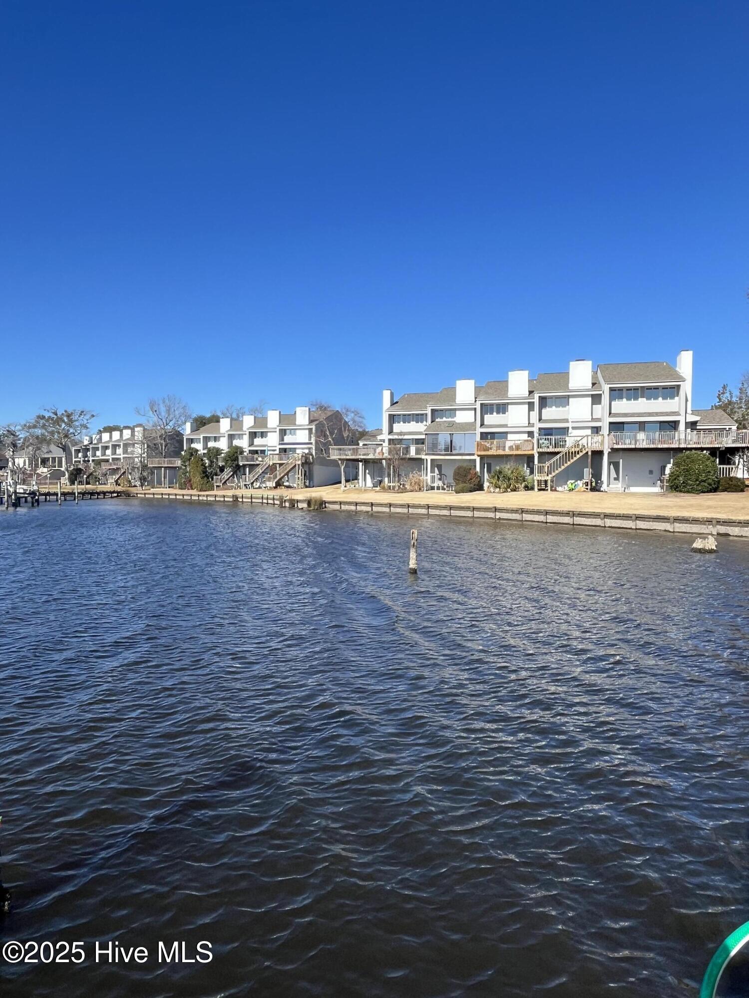 New Bern, North Carolina, 28562, United States, 2 Bedrooms Bedrooms, ,3 BathroomsBathrooms,Residential,For Sale,1695183