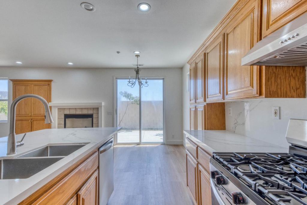 Salinas, California, 93906, United States, 4 Bedrooms Bedrooms, ,2 BathroomsBathrooms,Residential,For Sale,2048562