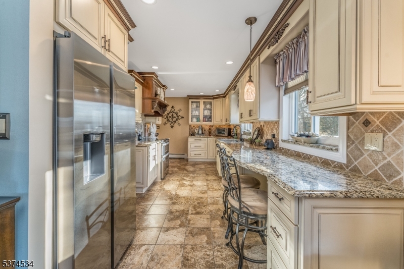 Readington Twp., New Jersey, 08853, United States, 3 Bedrooms Bedrooms, ,3 BathroomsBathrooms,Residential,For Sale,1903743