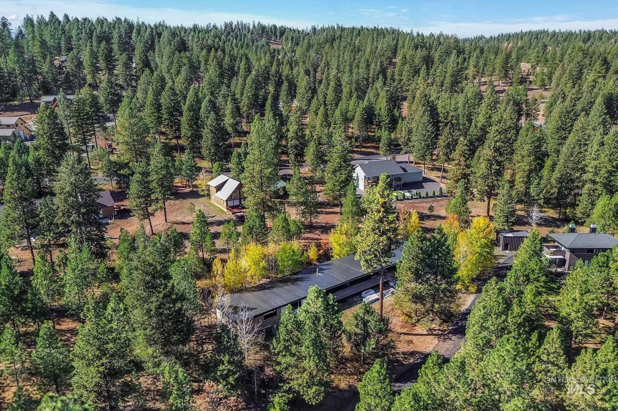 New Meadows, Idaho, 83654, United States, 4 Bedrooms Bedrooms, ,4 BathroomsBathrooms,Residential,For Sale,1980814