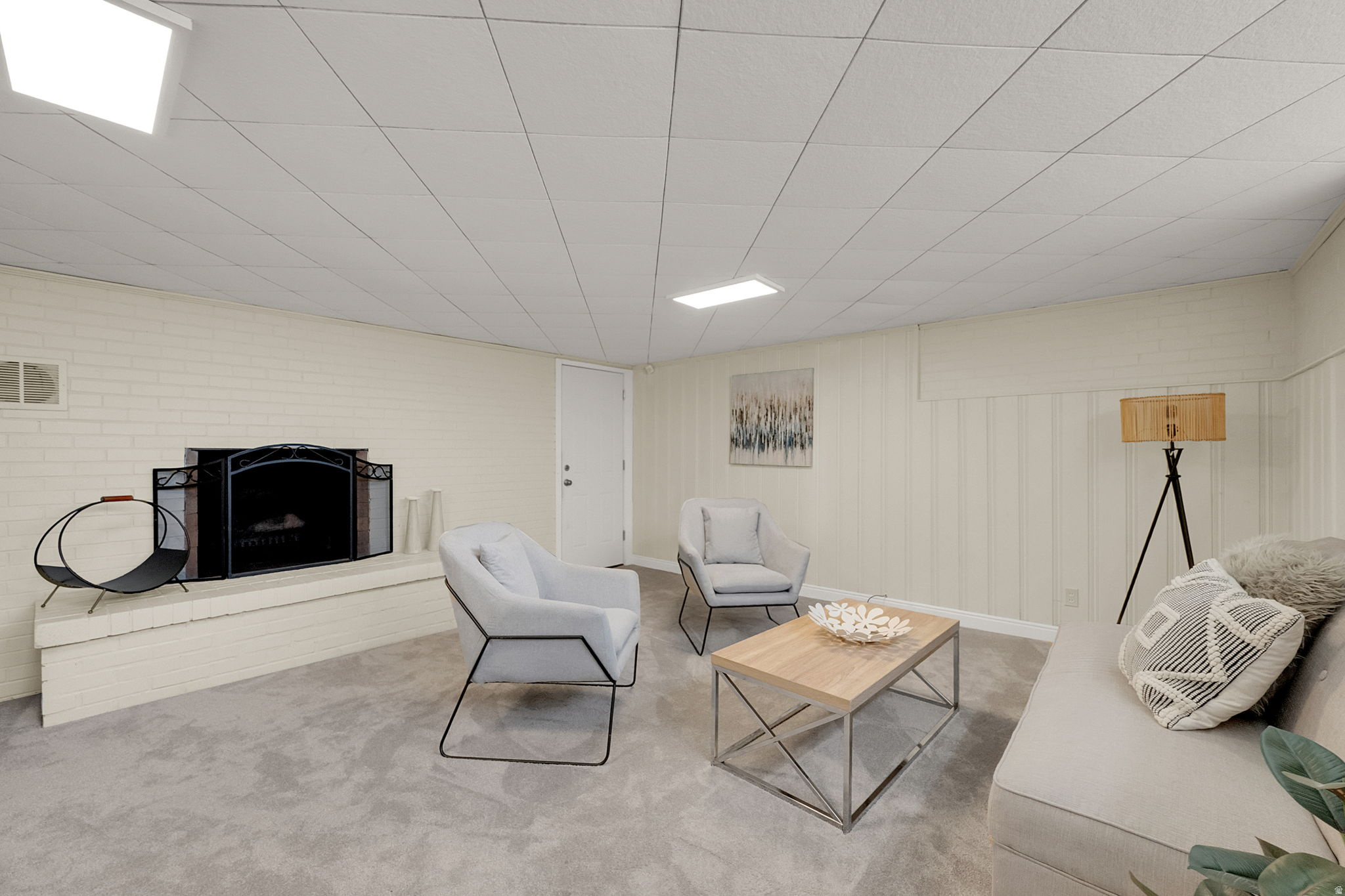 Salt Lake City, Utah, 84108, United States, 4 Bedrooms Bedrooms, ,2 BathroomsBathrooms,Residential,For Sale,1989223