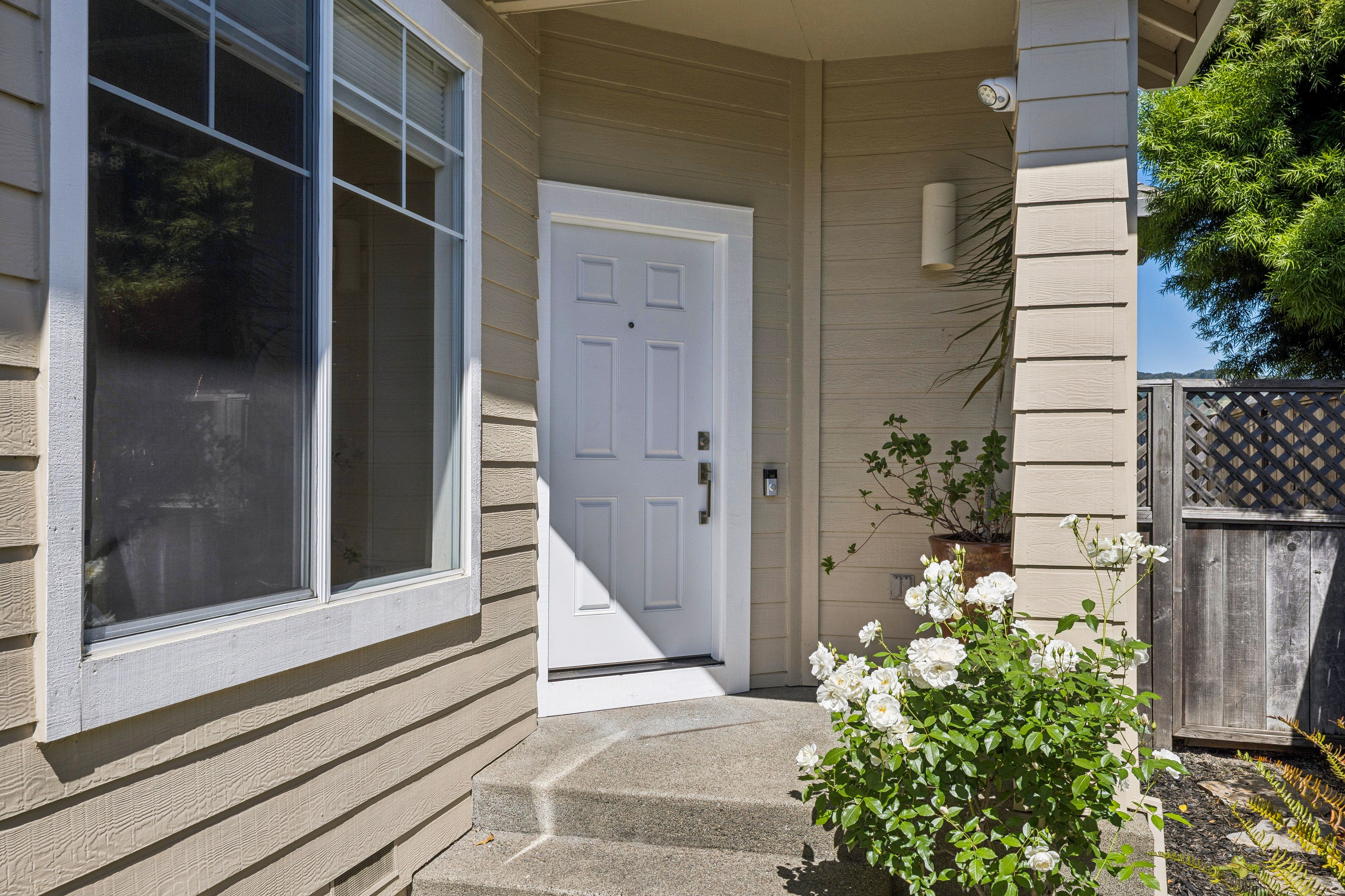  Sunny Waterfront Baypoint Lagoon Home - 物件實景