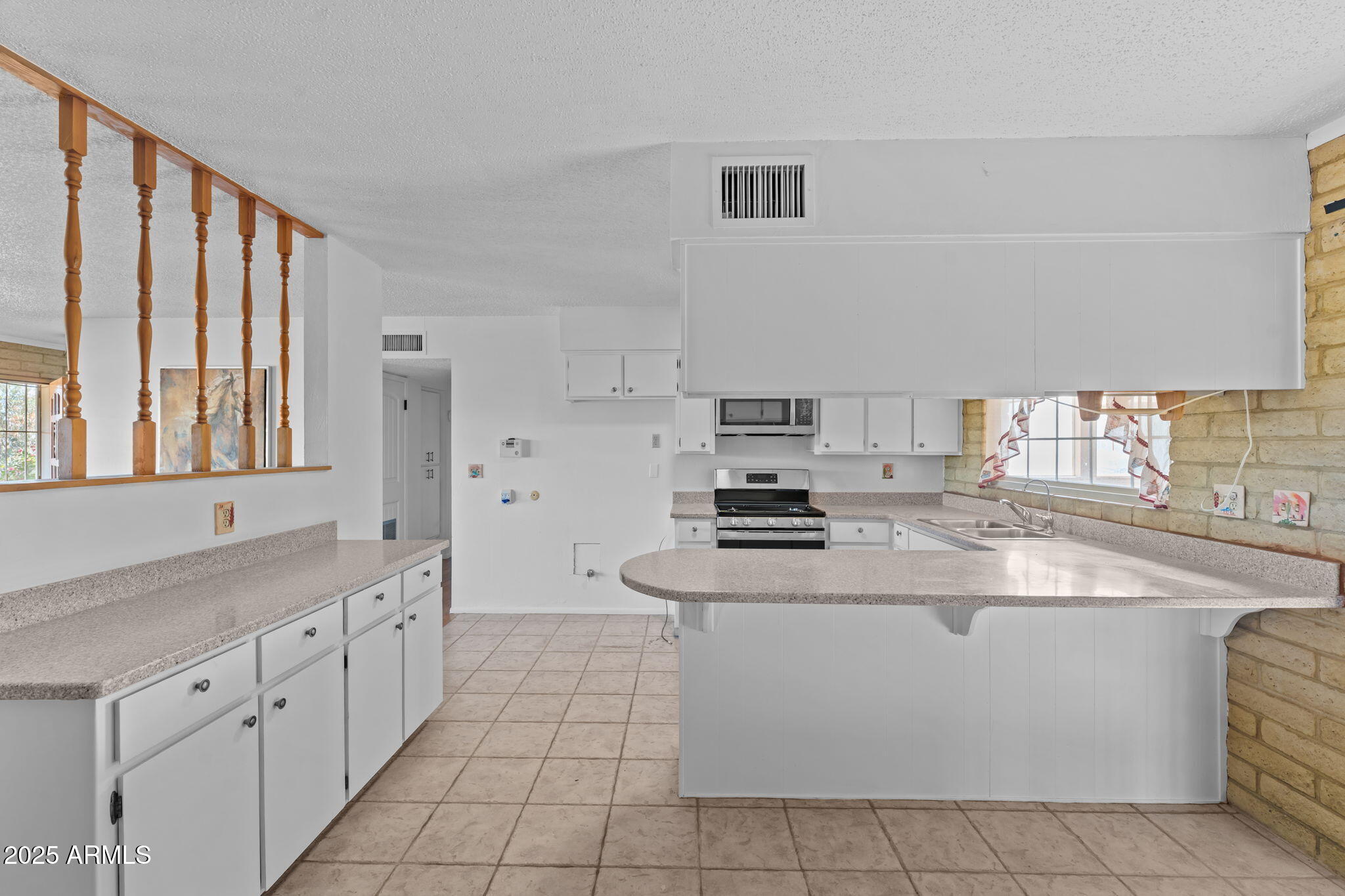 Wickenburg, Arizona, 85390, United States, 3 Bedrooms Bedrooms, ,3 BathroomsBathrooms,Residential,For Sale,2002472