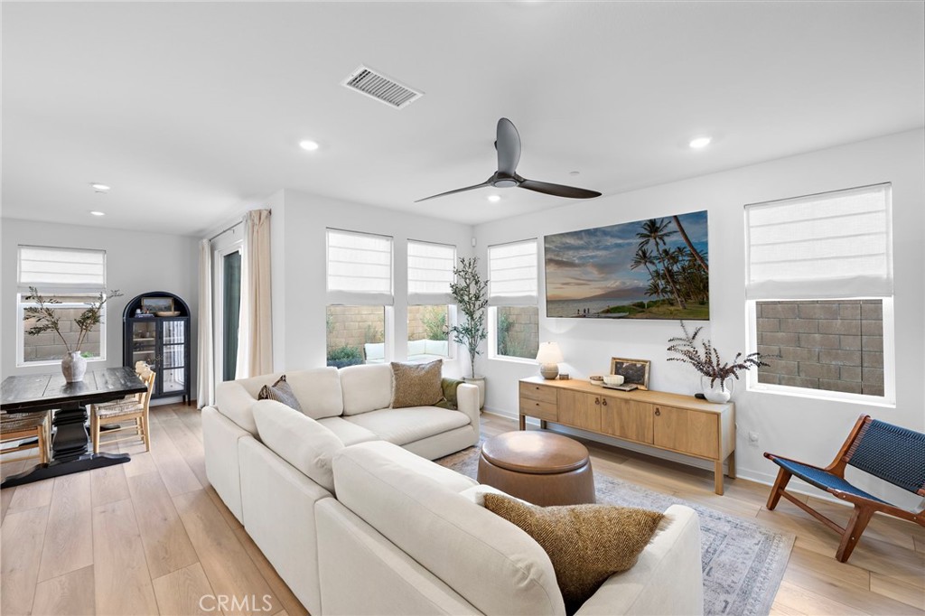 Corona, California, 92883, United States, 3 Bedrooms Bedrooms, ,3 BathroomsBathrooms,Residential,For Sale,1903718