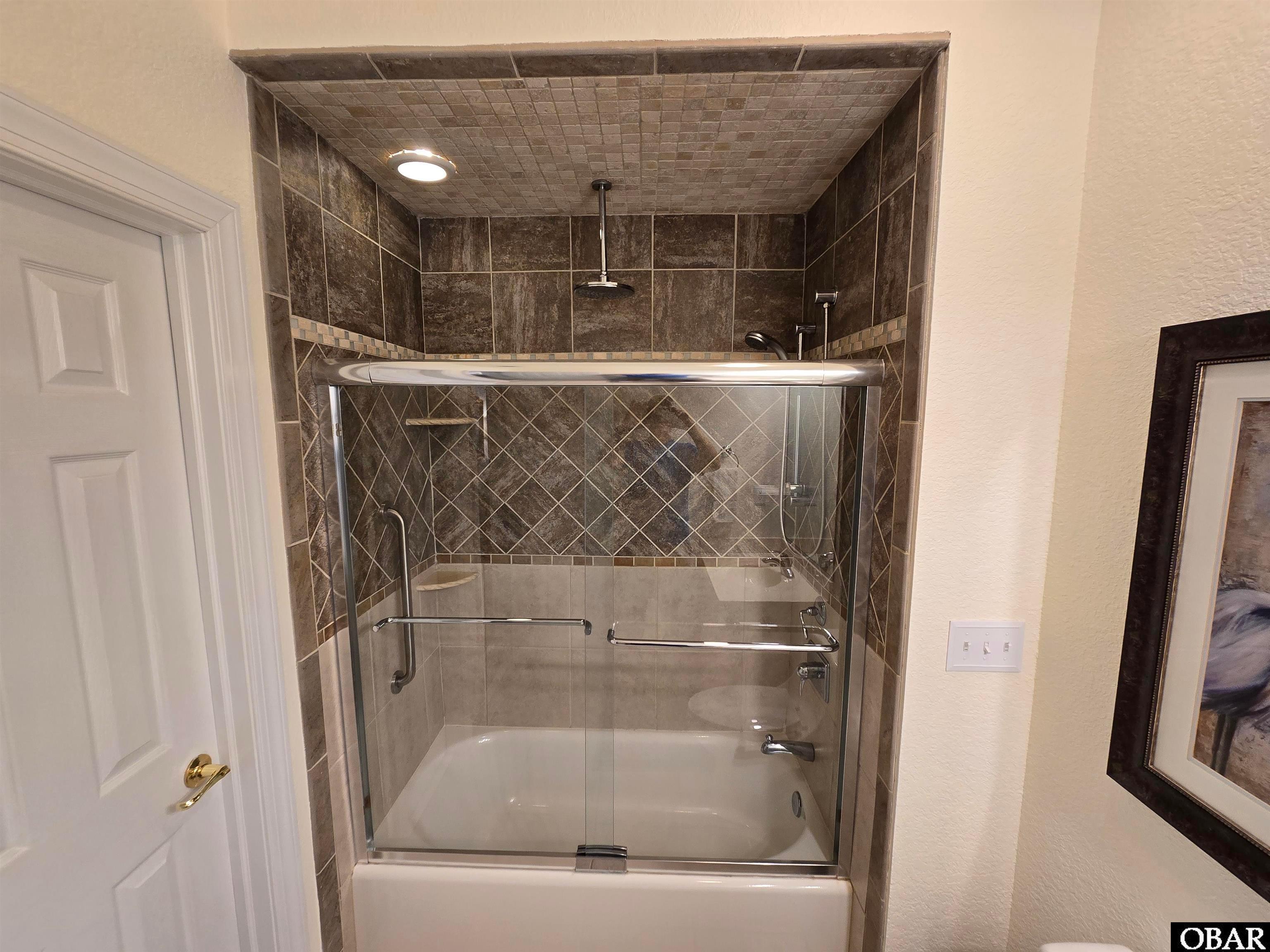 Powells Point, North Carolina, 27966, United States, 3 Bedrooms Bedrooms, ,3 BathroomsBathrooms,Residential,For Sale,1905964