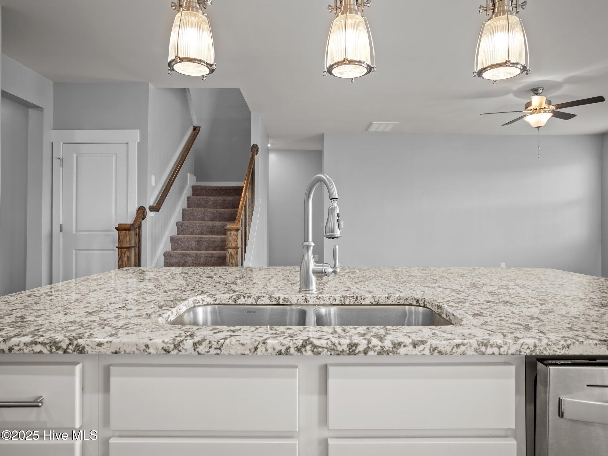 Newport, North Carolina, 28570, United States, 4 Bedrooms Bedrooms, ,3 BathroomsBathrooms,Residential,For Sale,1991180