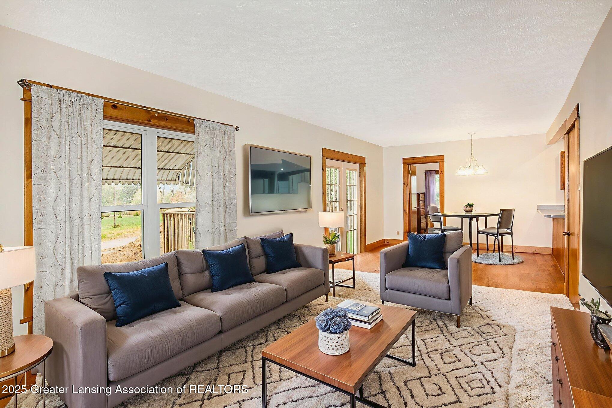 Webberville, Michigan, 48892, United States, 5 Bedrooms Bedrooms, ,2 BathroomsBathrooms,Residential,For Sale,1963155