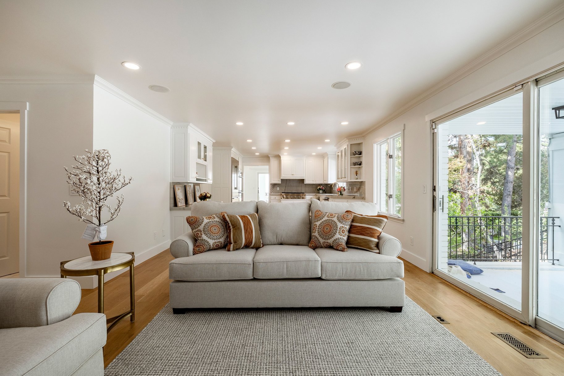  Fully Remodeled Colonial in Prestigious Federal Heights on a Large ~3/4 acre lot - 物件實景